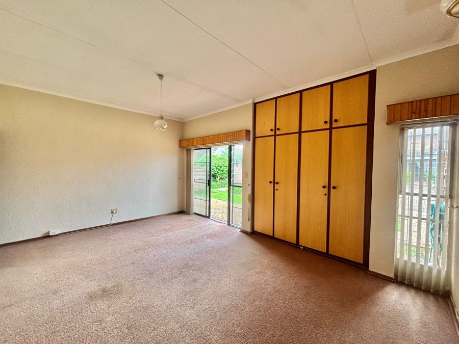 2 Bedroom Property for Sale in Oudorp North West